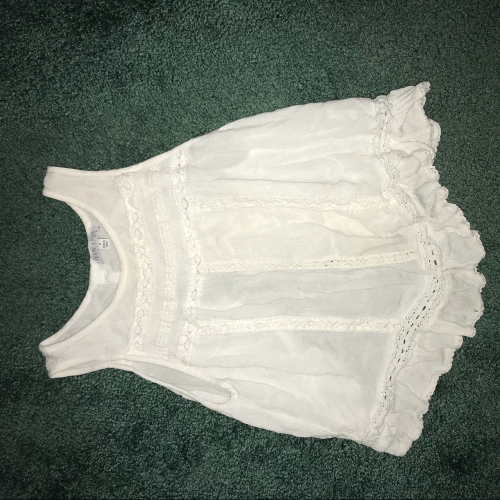backless tank top